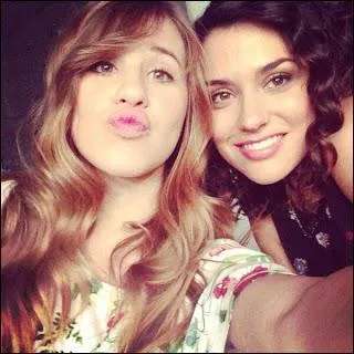 Comment l'actrice qui joue le rle de Lna s'appelle-t-elle ?