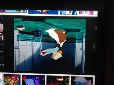 Quel est le rle de Cendrillon au dbut du film ?