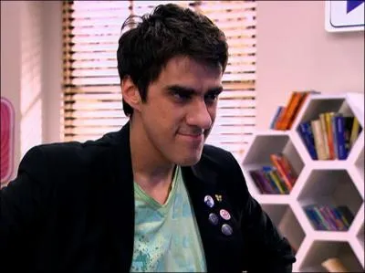 Quel est le nom du personnage de cette photo ?