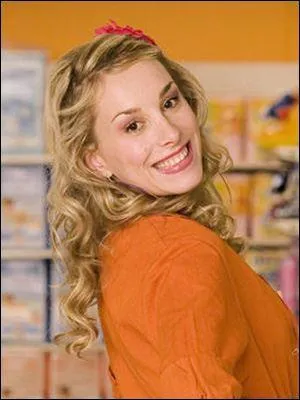 Quelle actrice joue la sur de Fabien ?