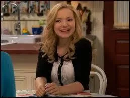 Dans quel film joue aussi Dove Cameron ?