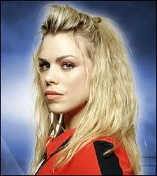 Qui accompagne le Docteur dans les saisons 1 et 2 ?