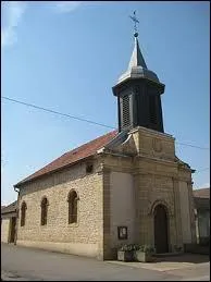Voici l'église Saint-Hubert du village Meurthe-et-Mosellan de Lantéfontaine. Il se situe en région ...