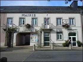 Lequel de ces cantons n'est pas de l'arrondissement de Pontivy ?