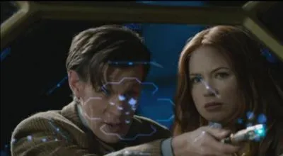 Même épisode. Comment le Docteur & Amy se rendent-ils sur le vaisseau ?