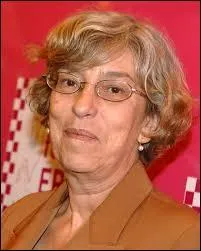 Révélée par Thérèse, la bénévole un peu coincée :