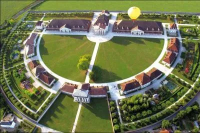 Combien de régions sont limitrophes du département du Jura ?