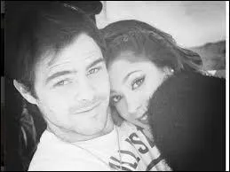 Avec qui sort Martina ?