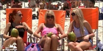 Entre temps, de belles filles venant du programme des ... sont arrivées !