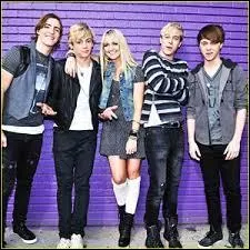 Comment s'appelle son groupe ?