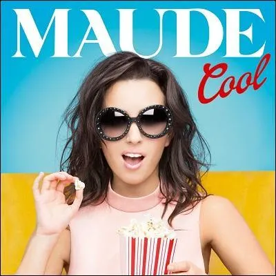 De qui parle Maude en disant "C'est un Petit Cur" ?