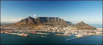 Elle est l'emblème et le centre gravité du Cap.