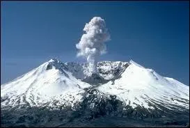 Le 18 mai 1980 eut lieu une dernière éruption aux proportions dévastatrices de ce volcan.