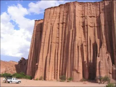 Qu'appelle-t-on pétrographie ?