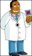 Qui est ce personnage qui est docteur ?