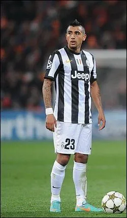 Surnommé 'El Guerrero', Arturo Vidal est Chilien :