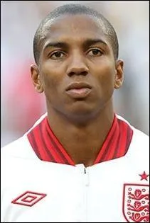 Quel âge Ashley Young aura-t-il le 9 juillet 2014 ? (Mai 2014)