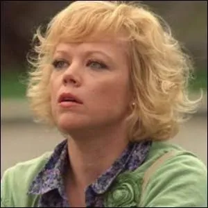 Comment se nomme la seconde épouse de Paul Young ?