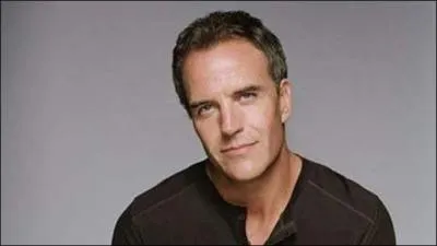 Comment s'appellent les enfants de Karl Mayer ?