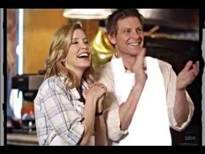 Comment se nomme la pizzeria de Lynette et Tom ?