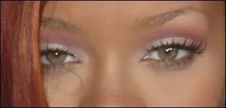 Ce sont les yeux de...