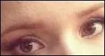Ce sont les yeux de...