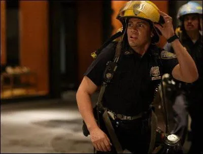 Comment s'appelle-t-il dans 'World Trade Center' ?