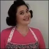 Comment s'appelle la femme de ménage de la maison ?