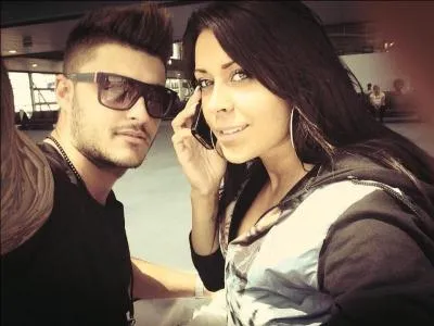 Comment s'appelle l'ex-amie de Thibault ?