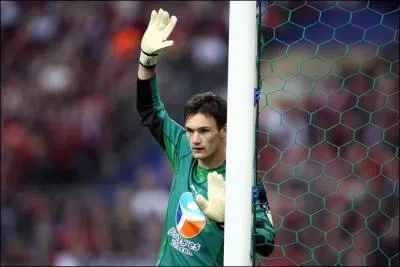 Dans quel club a été formé Hugo Lloris ?