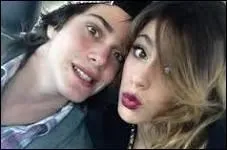 Martina a-t-elle un frère ?