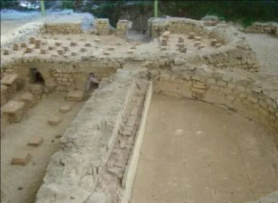 Architecture- En 1987 la villa gallo-romaine ... . . (ville) est classée monument historique. Cette villa est probablement la propriété d'un notable aux fonctions importantes. Elle comprend une partie résidentielle ainsi que des thermes privés et des jardins d'agrément. Dans quelle ville se situe cette villa ?