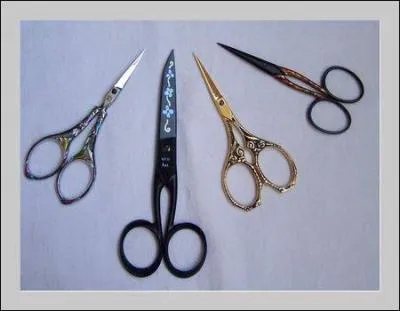 Artisanat et villes- La ville est surtout connue pour sa coutellerie dans la France et l'Europe. Quelle est cette ville ?