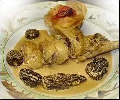 De quelle région la poularde aux morilles est la spécialité ?