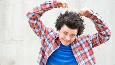 Mince, j'ai oublié de vous dire qui était Adam, suis-je bête, vous devez sûrement le savoir, dites-moi ce qui est juste dans ces propositions ?