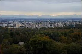 Vaulx-en-Velin est une ville Rhodanienne située en région ...