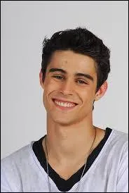 Pourquoi Pablo Espinosa (Tomàs) est-il parti de la série ?