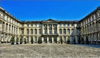 Picardie. Résidence royale depuis les Mérovingiens puis impériale !