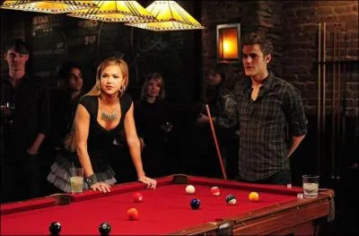 Pourquoi Damon tue-t-il Alexia ?