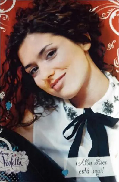 A-t-elle des frères et surs ? Si oui comment s'appellent-ils ?