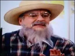 Comment le jardinier dans la saison 1 s'appelle-t-il ?