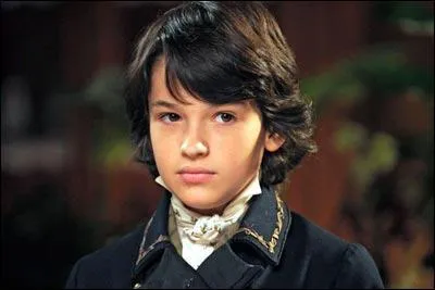 En 2011, il interprète le rôle de Tom dans le film "Le Fils à Jo". Qui est-ce ?