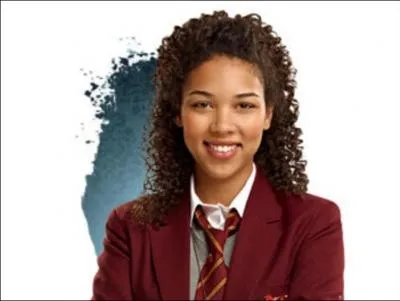 Comment s'appelle la nouvelle de la saison 3 ?