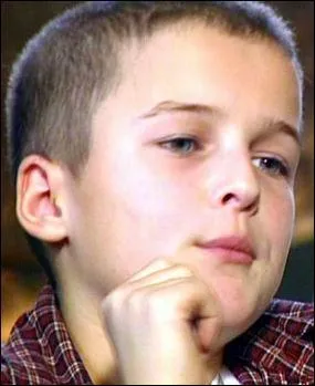 En 2000, il interprète le rôle de Marty dans le film "Le Monde de Marty". Qui est-ce ?