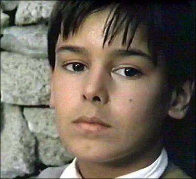 En 1990, il interprète le rôle de Marcel dans le film "La Gloire de mon père". Qui est-ce ?