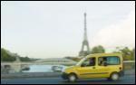 Dans quelle voiture utilitaire, la famille Bélier se rend-elle à Paris pour passer les auditions ?