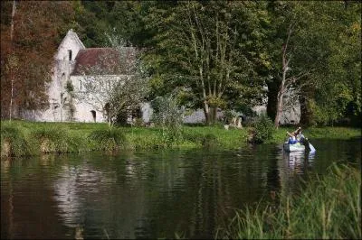 Dans quel cours d'eau se jette l'Andelle ?