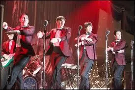 Quelle chanson est chantée dans cette image ?