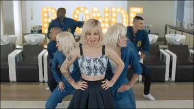 De quel clip d'Alizée cette photo est-elle extraite ?