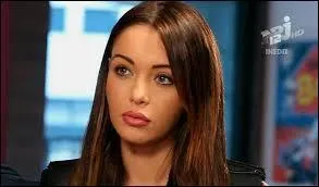 Dans quelle ville Nabilla habite-t-elle ?